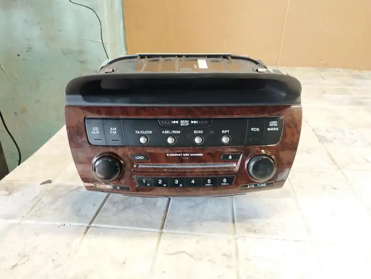 Honda FR-V (2004 - 2009) 39100SJDG21 Магнитола / мультимедийная система — фото 1