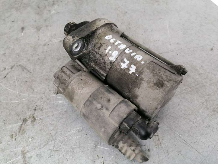 Skoda Octavia Mk2 (1Z) (2004 - 2013)  02M911023N Стартер