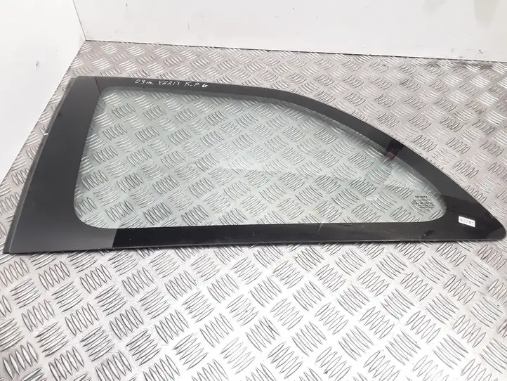 Toyota Yaris (2005 - 2009) 43R00048 Заднее боковое стекло — фото 1
