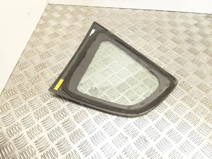 Honda Jazz (2008 - 2014) 43R000183 Заднее боковое стекло — фото 2