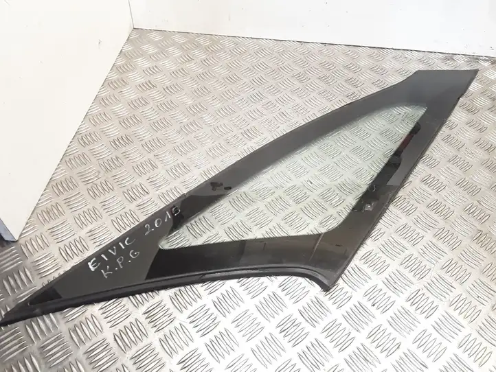 Honda Civic IX (2011 - 2017) 43R000183 Заднее боковое стекло — фото 1