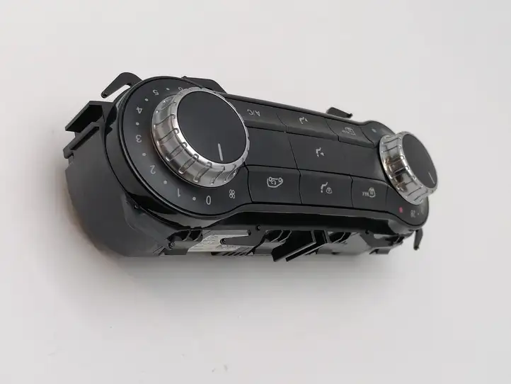 Mercedes-Benz CLA C117,X117,W117 (2013 - 2019) A2469000515 Блок управления климат-контролем — фото 7
