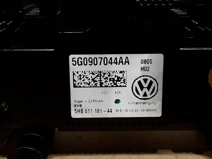 Volkswagen PASSAT B8 (2015 - ) 5G0907044AA Блок управления климат-контролем — фото 3