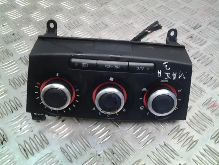   (2003 - 2006)   Блок управления кондиционера воздуха / климата/ печки (в салоне)