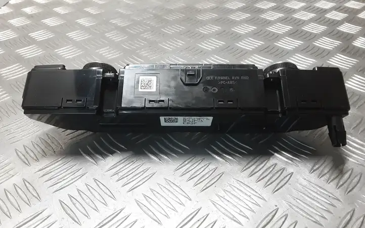 Kia Sportage (2018 - 2021) 97250F1EB0FHV Блок управления климат-контролем — фото 4