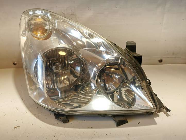 Toyota Corolla Verso AR10 (2004 - 2009)  7357230400 Передняя фара