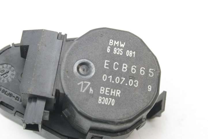 BMW 7 E65 E66 (2001 - 2008)  6935081 Двигатель задвижки потока воздуха