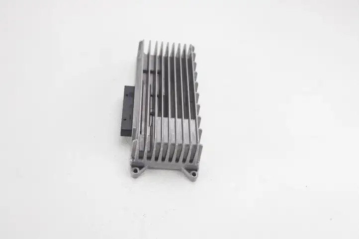 Audi A4 S4 B8 8K (2007 - 2011) 8T0035223AH Усилитель звука — фото 2