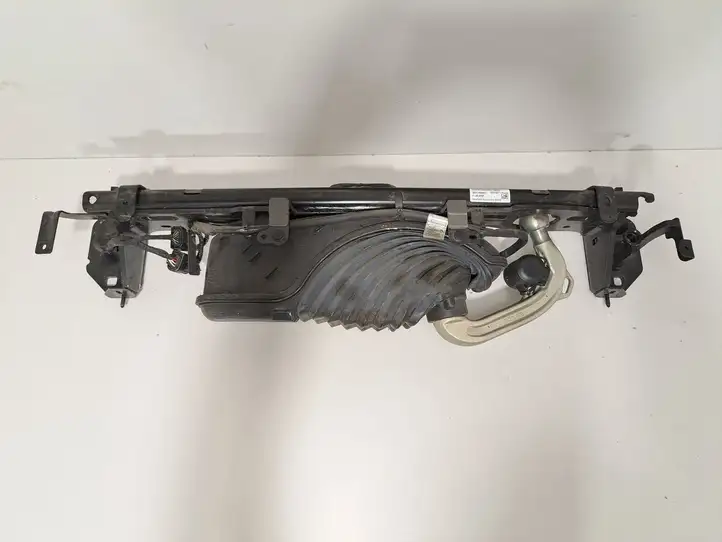 BMW 4 G22 G23 G24 G26 (2020 - ) 9880869 Комплект буксировочного крюка — фото 1