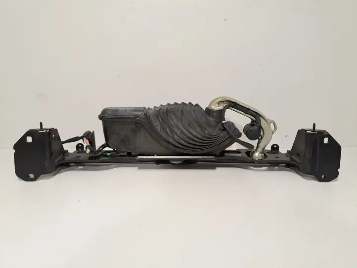 BMW 4 G22 G23 G24 G26 (2020 - ) 9880869 Комплект буксировочного крюка — фото 4