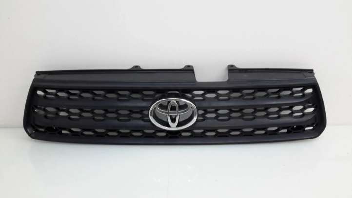 5311142070 Toyota RAV 4 (XA20) Grotelės priekinės