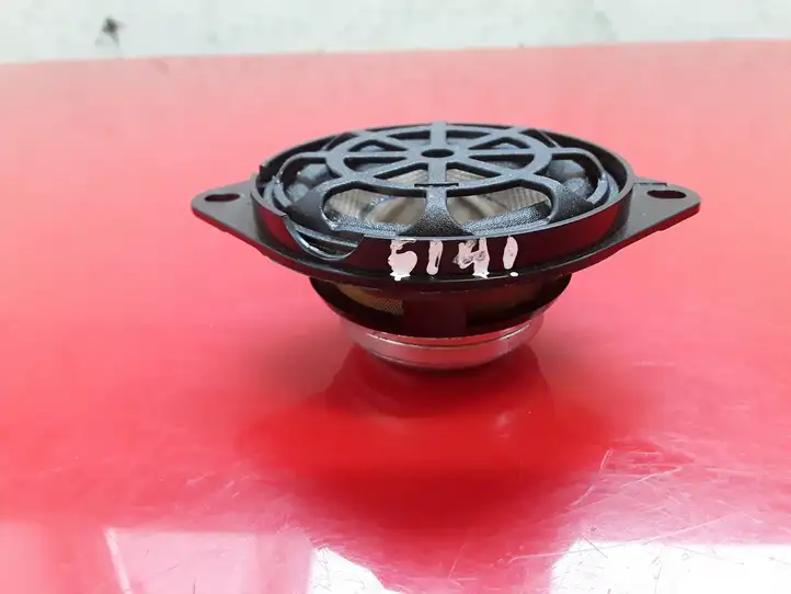 Audi A5 (2007 - 2011)  8T0035397A Громкоговоритель в панели