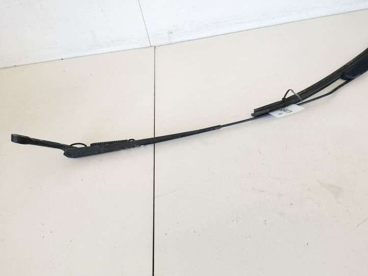 Audi A3/S3 8L (2000 - 2003)  8l1955408 Ножка стеклоочистителей лобового стекла