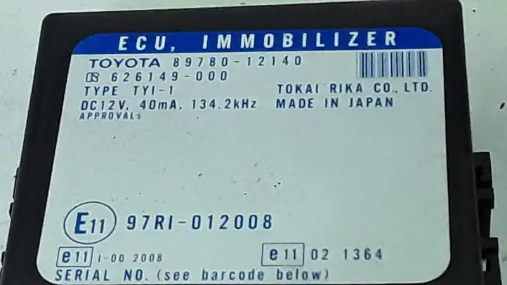 Toyota Corolla E120 E130 (2000 - 2004) 8978012140 Блок иммобилайзера — фото 2