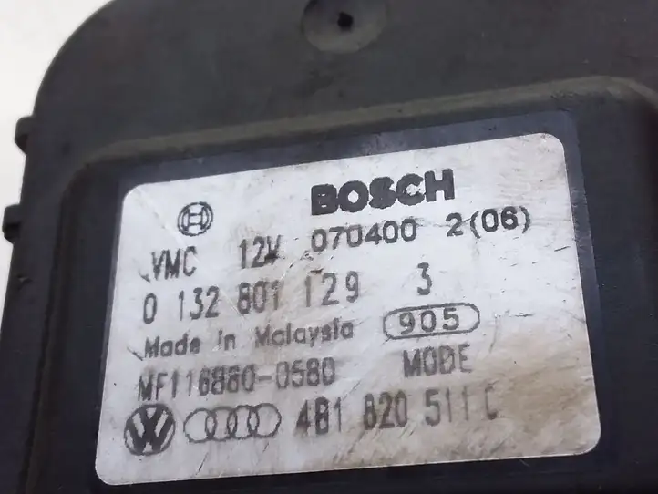 Audi A6 S6 C5 4B (2001 - 2004) 4B1820511C Двигатель задвижки потока воздуха — фото 4