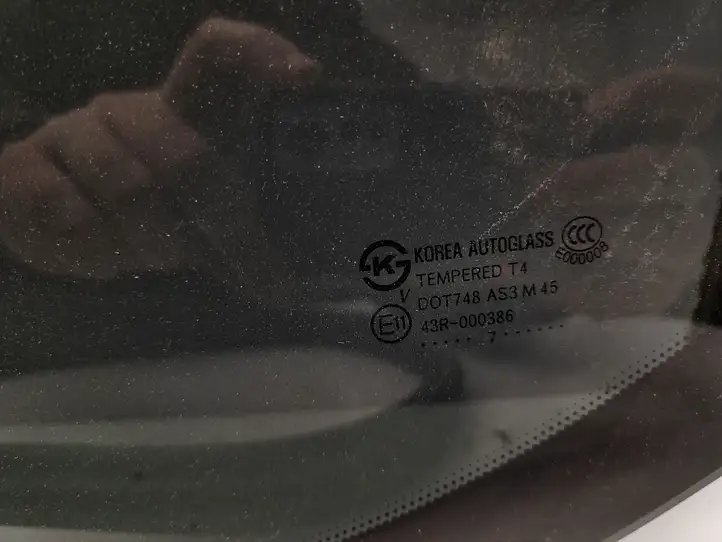 Kia Carnival (2006 - 2014) 43R000386 Заднее боковое стекло — фото 3