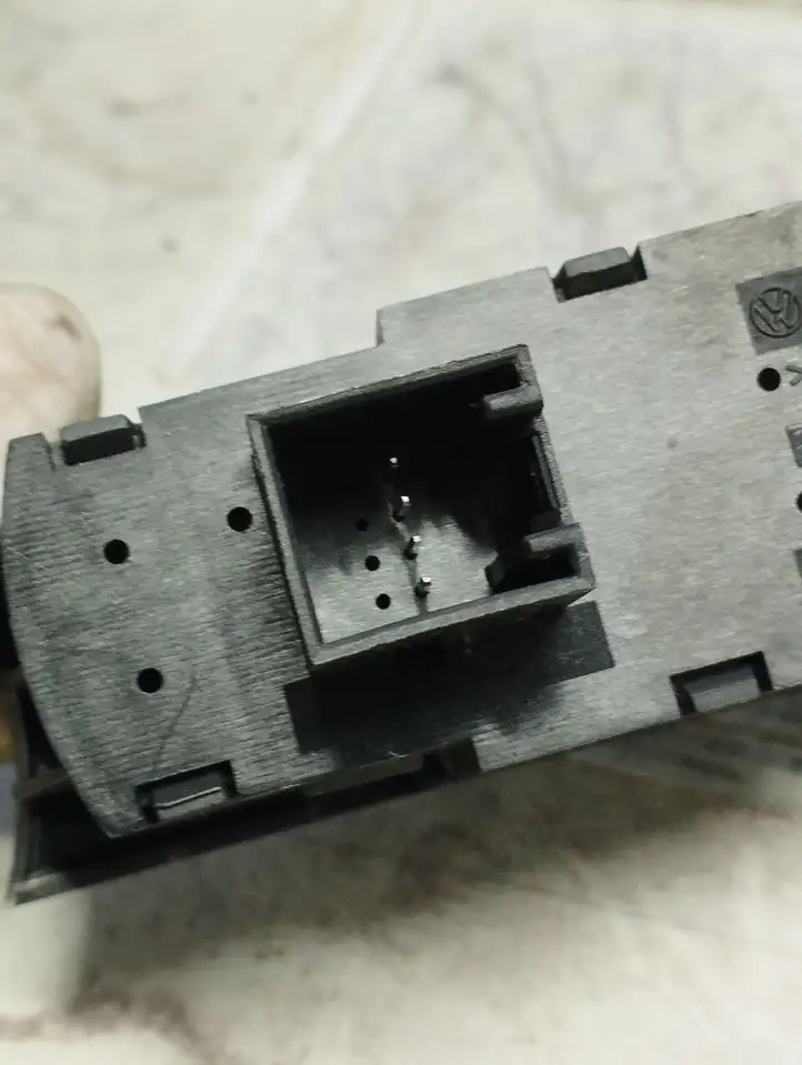 Volkswagen Touareg I (2002 - 2010)  7L6927225C Включатель системы стабильности (ESP)