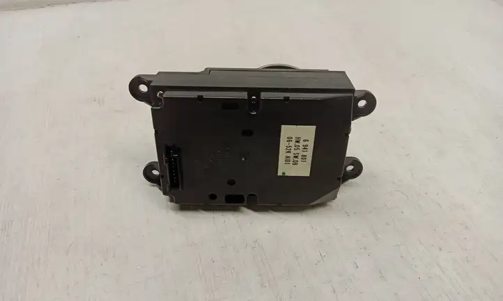 BMW 5 E60 E61 (2004 - 2010) 6941801 Контроллер мультимедийной системы — фото 2