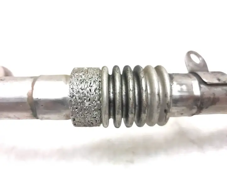 Audi Q5 (2008 - 2012)  03L131521AH EGR трубка (трубки)/ шланг (шланги)