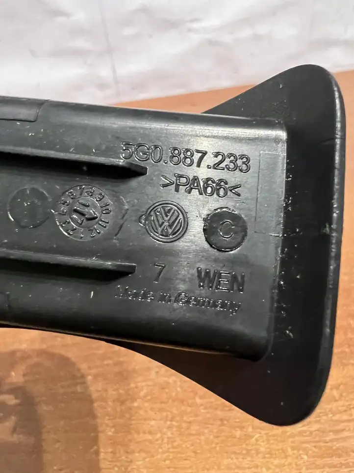 Volkswagen Golf VII (2013 - 2019)  5G0887233 Другая деталь салона