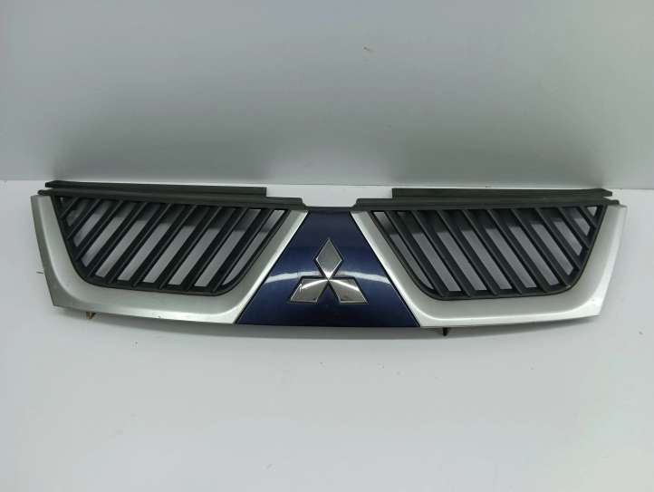 Mitsubishi Outlander (2007 - 2012)  7450A037ZZ Верхняя решётка