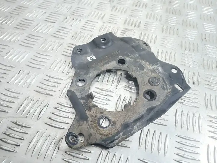 Mazda CX-7 (2009 - 2014)  EH1434007 Другая деталь отсека двигателя