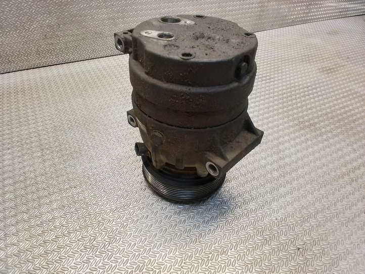 Opel Vivaro (2006 - 2014)  8200979500 Компрессор (насос) кондиционера воздуха