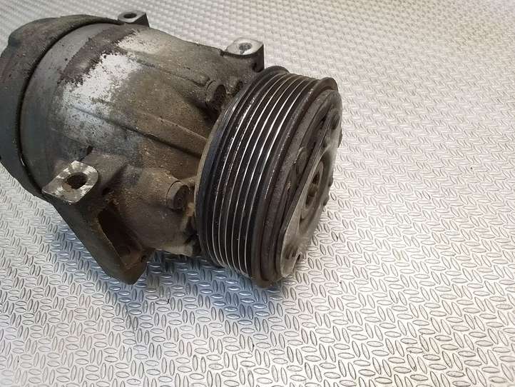 Opel Vivaro (2006 - 2014)  8200979500 Компрессор (насос) кондиционера воздуха