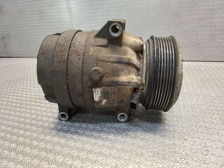 Opel Vivaro (2006 - 2014)  8200979500 Компрессор (насос) кондиционера воздуха