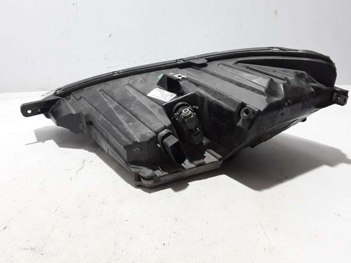 Tesla Model S (2016 - 2021)  105817000 Передняя фара