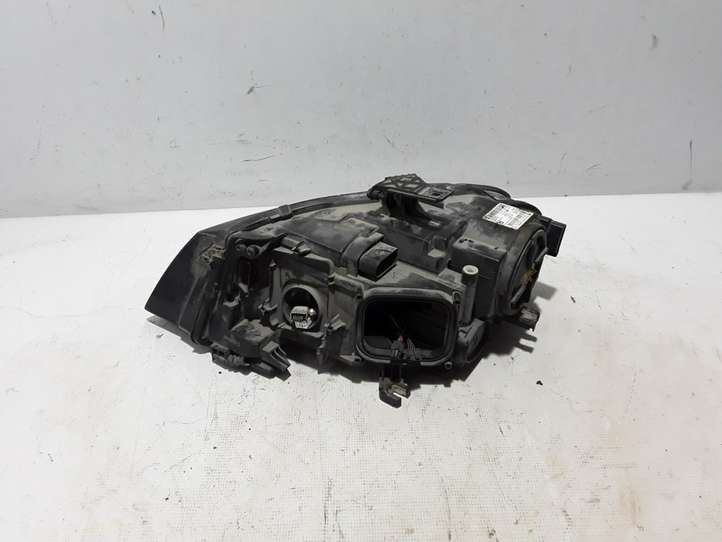 Audi A4 (2007 - 2011)  8K0941004C Передняя фара