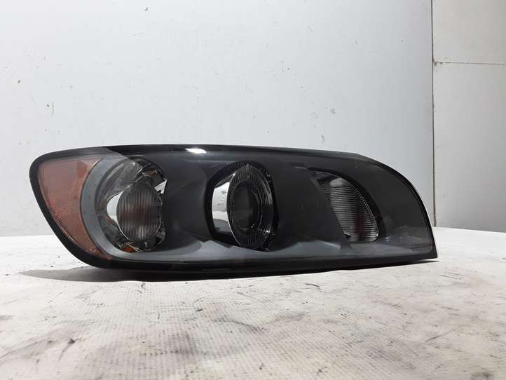 Volvo V50 (2004 - 2008)  30698886 Передняя фара