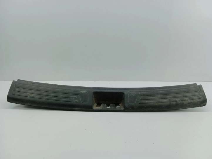 Hyundai ix35 (2009 - 2013)  857712Y000 Отделка порога багажника