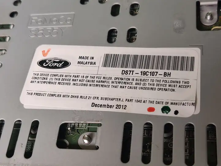 Ford Fusion II (2013 - ) DS7T19C107BH Магнитола / мультимедийная система — фото 2