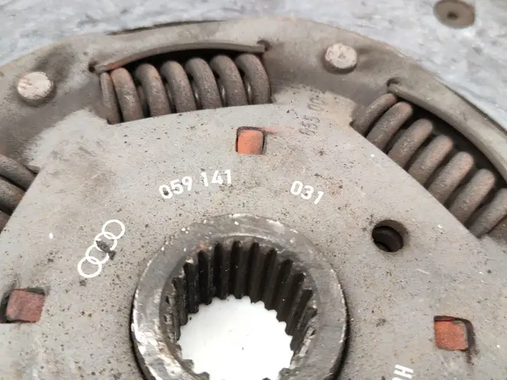 Audi A6 (2001 - 2004)  059141031 Комплект сцепления