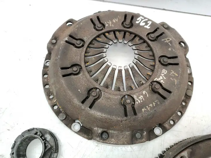 Audi A6 (2001 - 2004)  059141031 Комплект сцепления