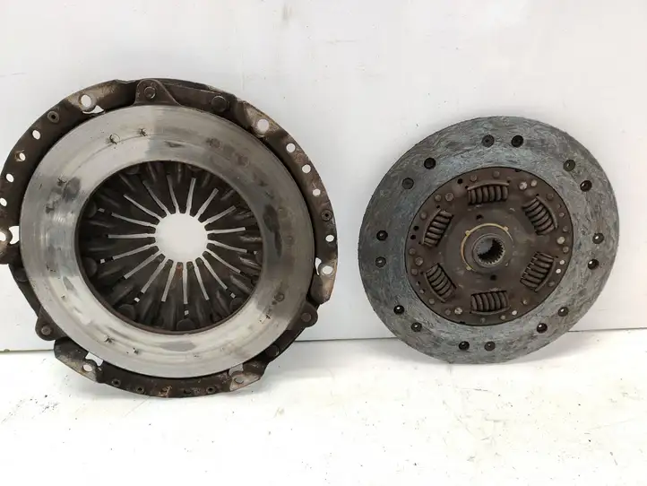 Audi A6 (2001 - 2004)  059141031 Комплект сцепления