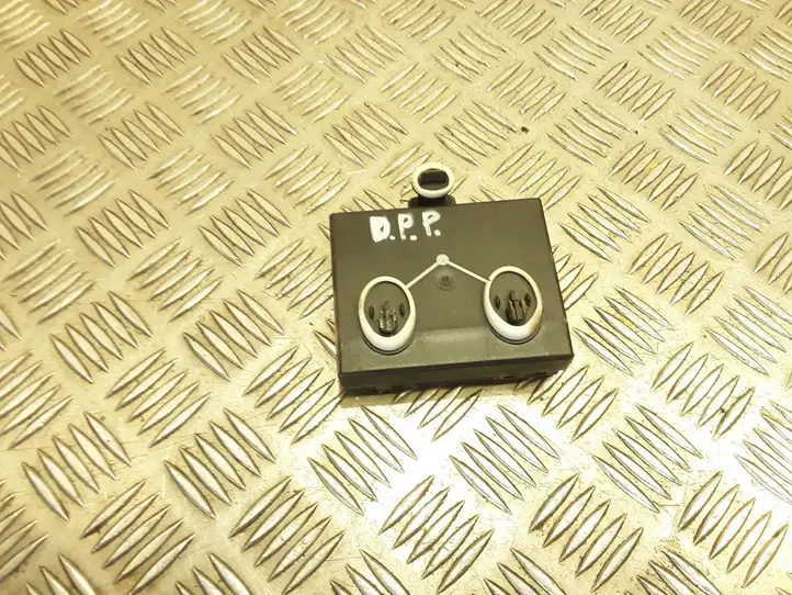 Audi A4 S4 B8 8K (2007 - 2011) 8K0959792N Блок управления дверью — фото 2