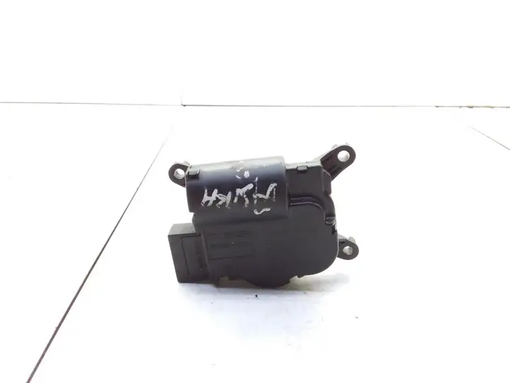 Opel Astra H (2004 - 2009) 52406339R06 Двигатель задвижки потока воздуха — фото 1