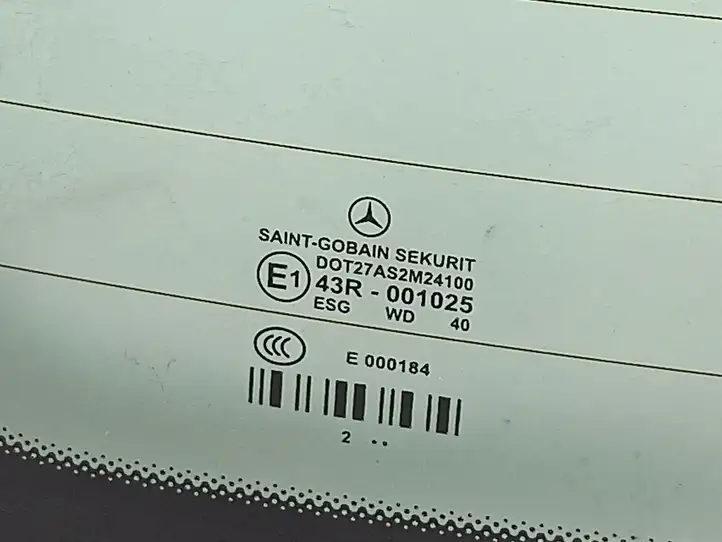 Mercedes-Benz E W212 (2009 - 2016) 001025 Заднее стекло — фото 5