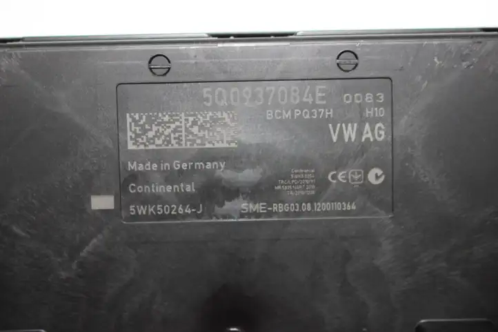 Audi A3/S3 8V (2012 - 2016) 5Q0937084E Прочие блоки управления — фото 2