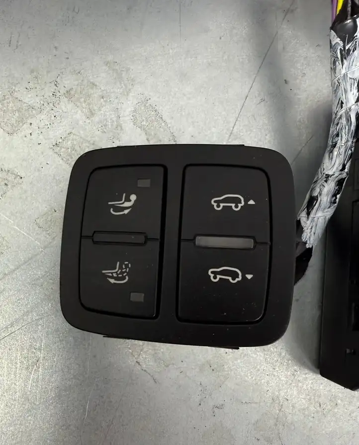 Porsche Macan (95B) (2019 - ) 95B04480233 Комплект буксировочного крюка — фото 13