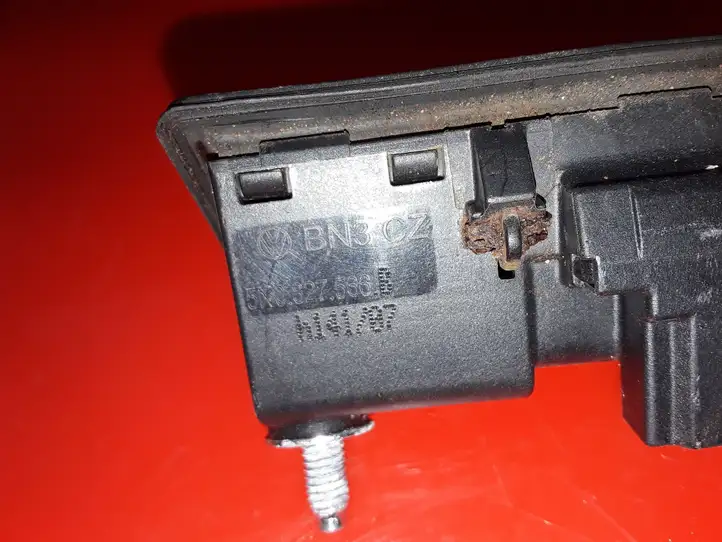 Audi A5 8T 8F (2007 - 2011) 5N0827566B Кнопка закрытия крышки багажника — фото 5