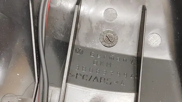 Volkswagen PASSAT B5.5 (2001 - 2005)  3B0837994 Громкоговоритель (громкоговорители) высокой частоты в передних дверях