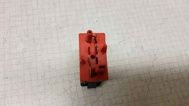 Volkswagen PASSAT B5.5 (2001 - 2005) 3B0927134A Кнопка ESP — фото 3