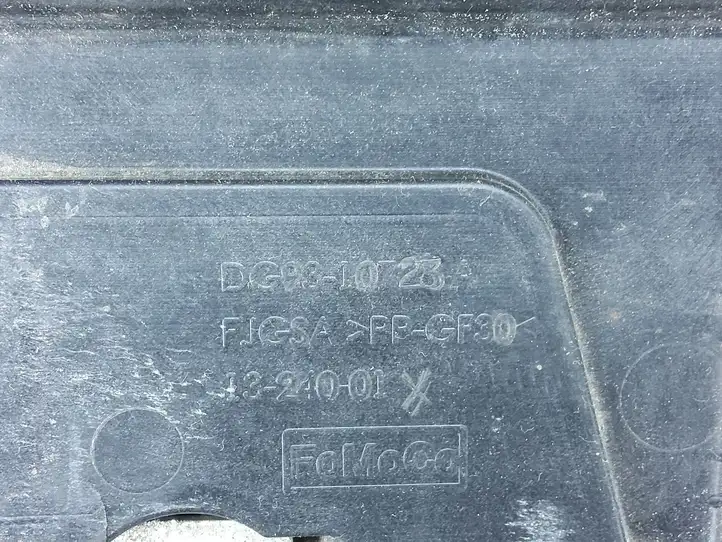 Ford Fusion II (2013 - ) DG9310723A Площадка аккумулятора — фото 3
