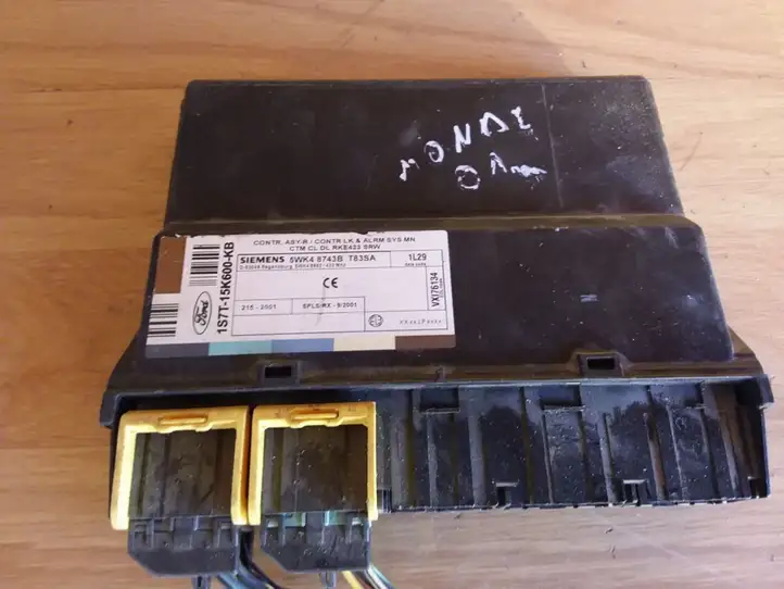 Ford Mondeo Mk III (2000 - 2007) 1S7T15K600KB Модуль комфорта — фото 3