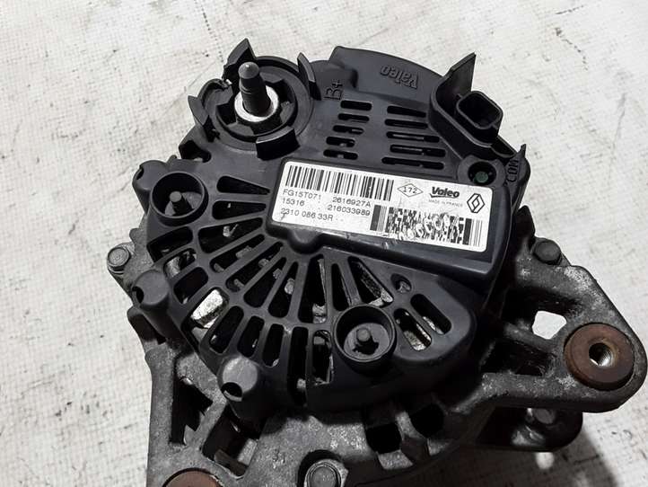 Opel Vivaro (2014 - 2018)  231008633R Генератор