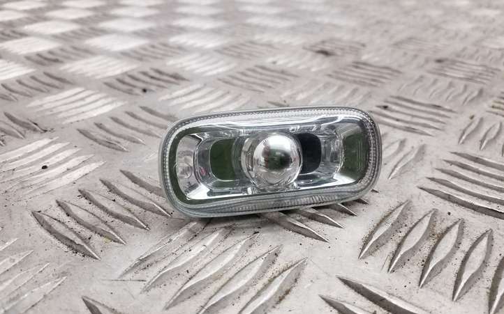 Audi A3/S3 8P (2004 - 2008)  8E0949127 Поворотный фонарь крыла