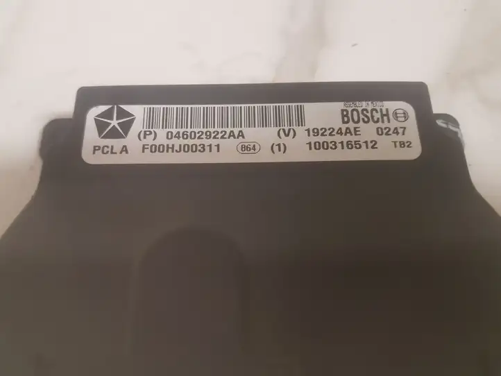 Dodge Caliber (2006 - 2012)  04602922AB Блок управления дверью